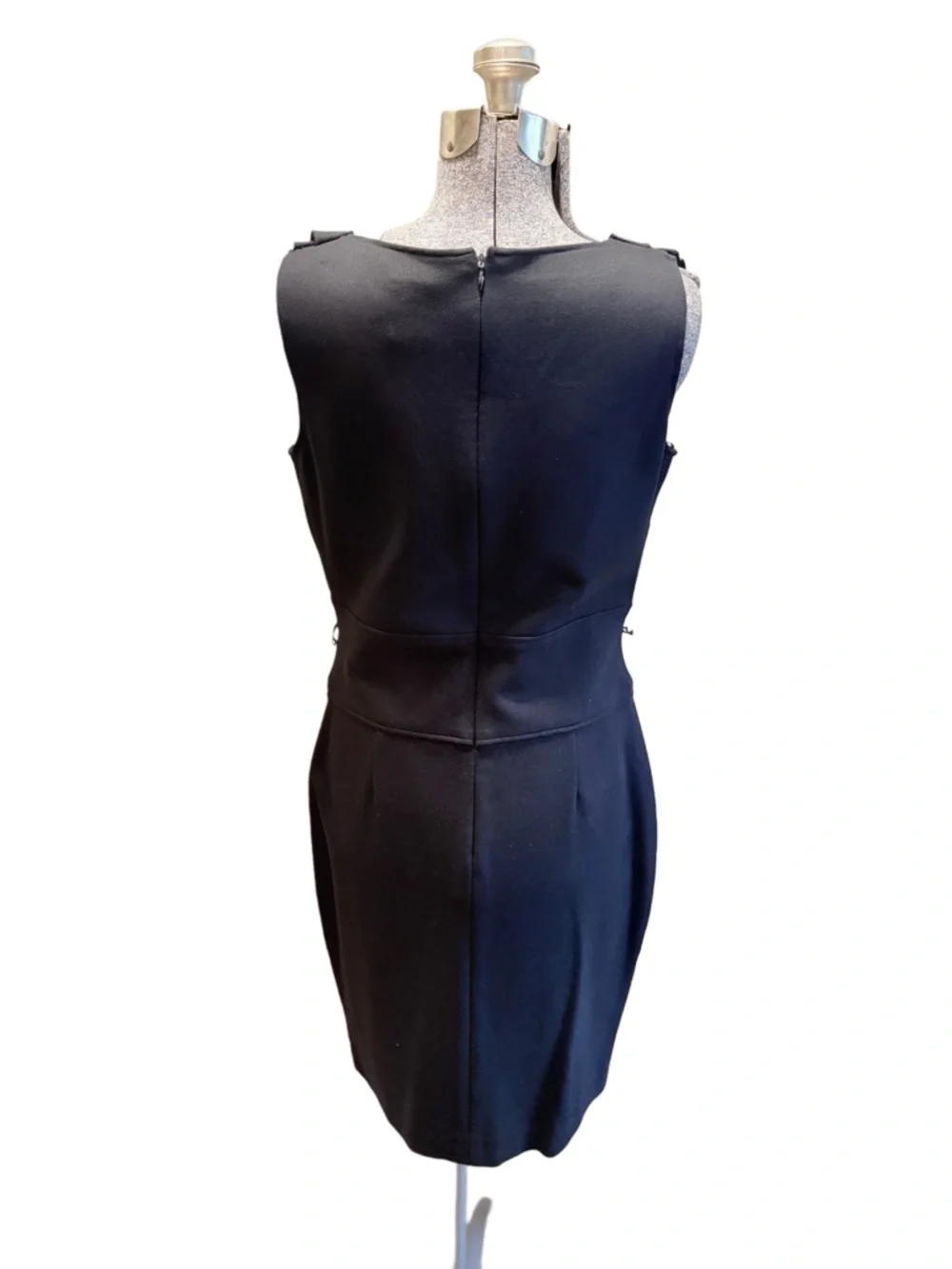 Taylor Black Sleeveless Ruffle-Trim Mini Dress‎